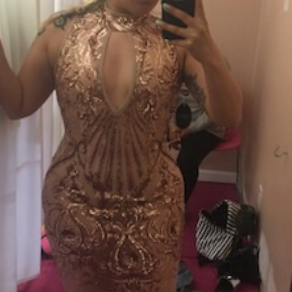 Custom made Rose gold sequin bodycon - Picture 4 of 4